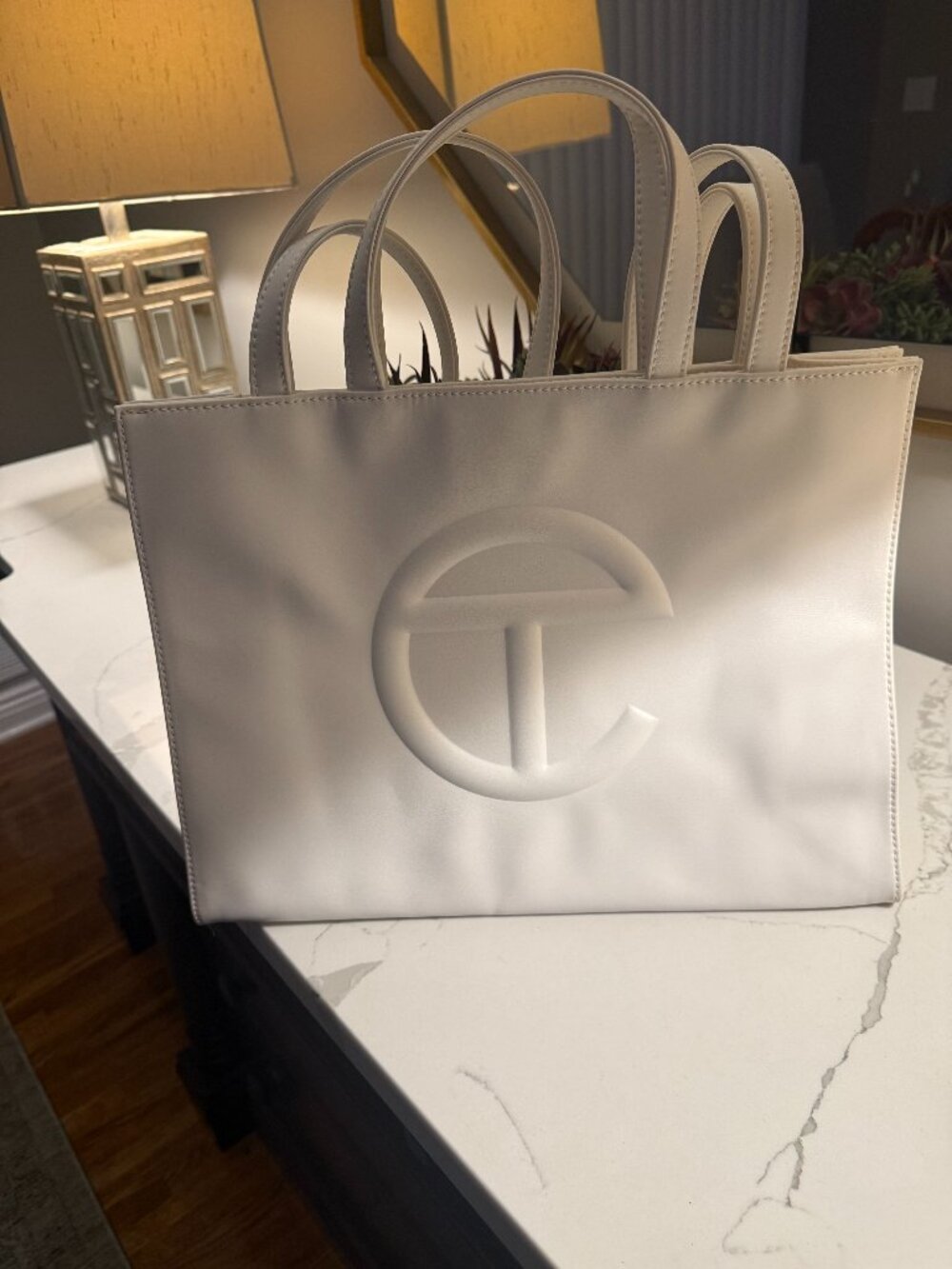 Medium Shopping Bag - White